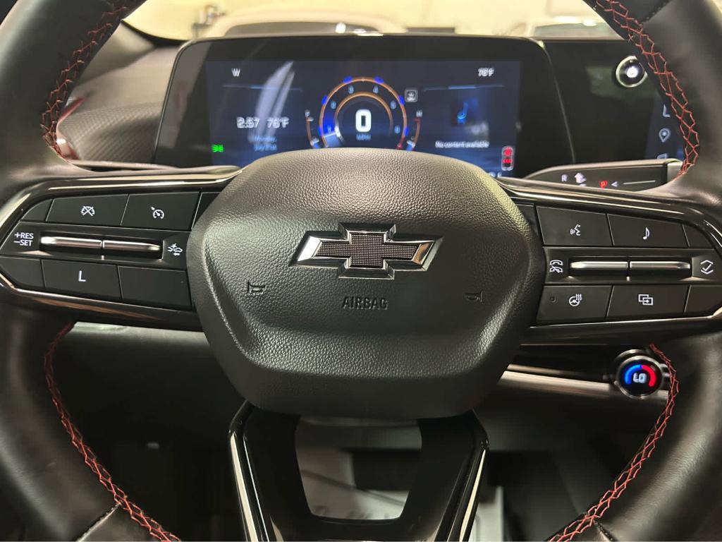 new 2025 Chevrolet Equinox car, priced at $35,990