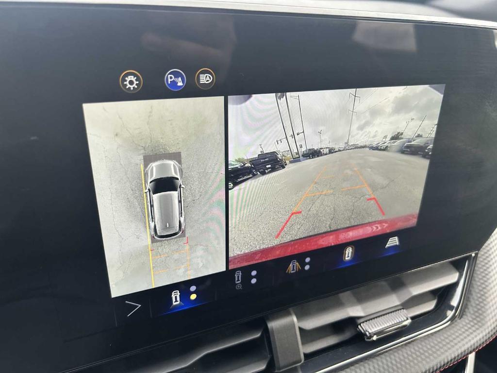 new 2025 Chevrolet Equinox car, priced at $35,990