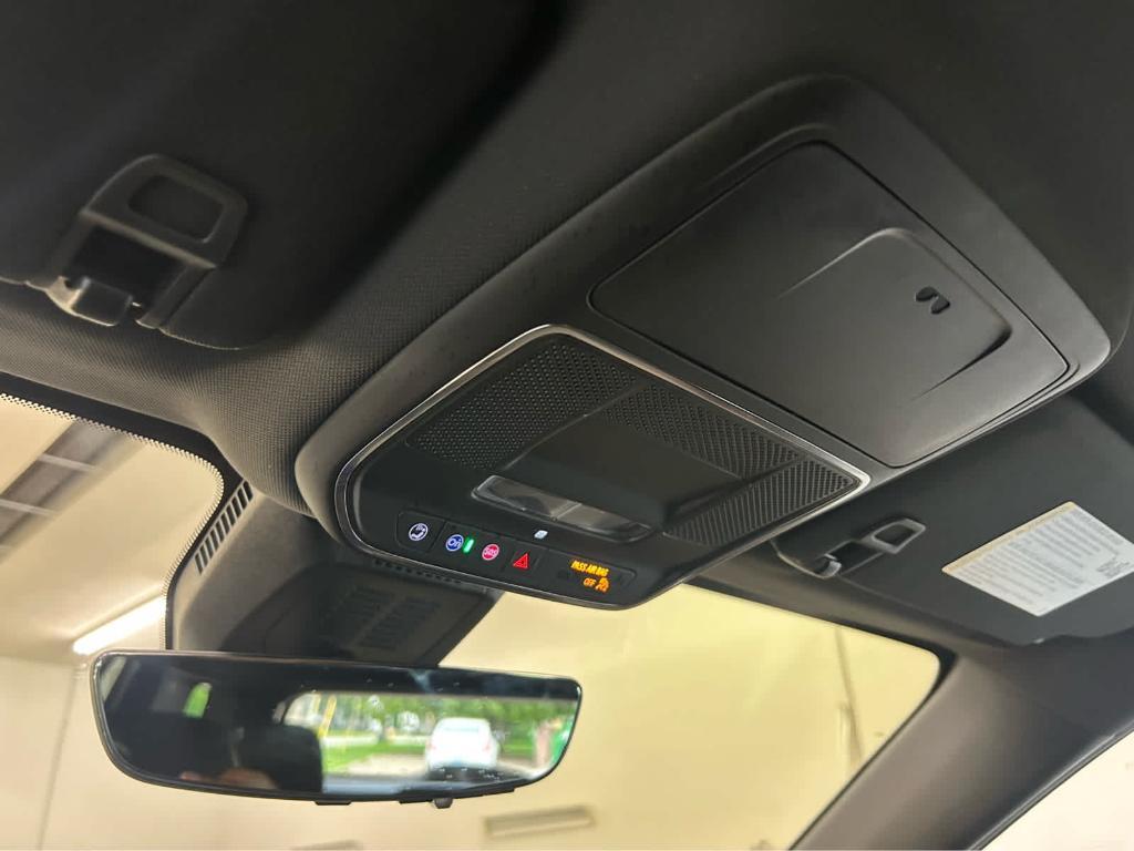 new 2025 Chevrolet Equinox car, priced at $35,990