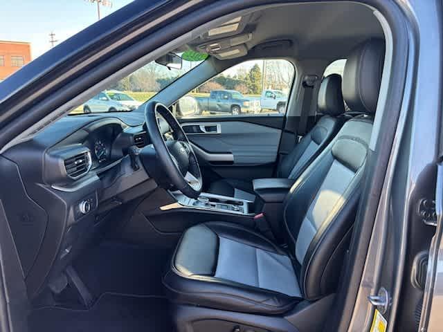 used 2022 Ford Explorer car, priced at $30,988