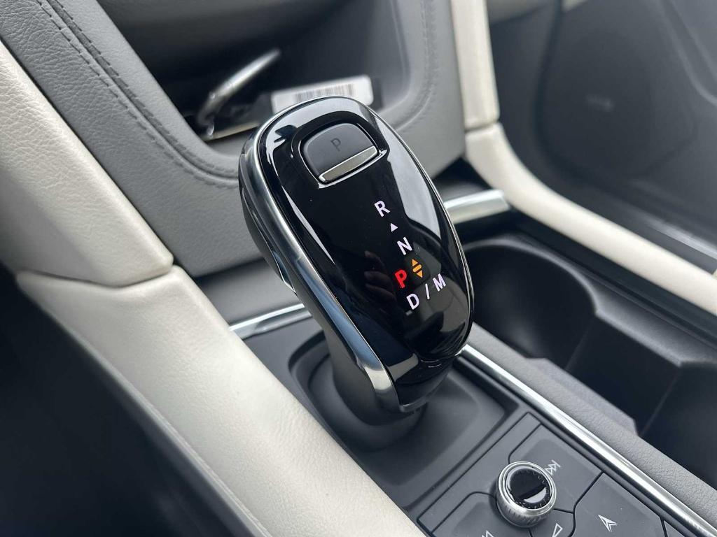 new 2026 Cadillac XT5 car, priced at $61,695