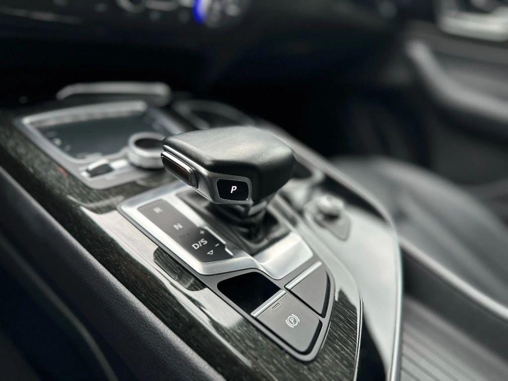 used 2018 Audi Q7 car, priced at $23,999
