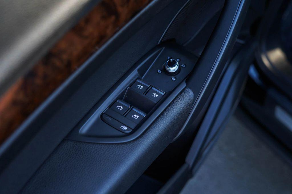 used 2018 Audi Q5 car, priced at $17,499