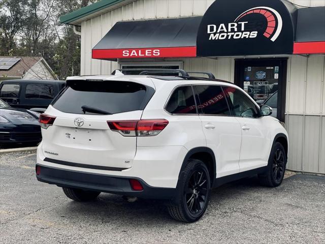 used 2019 Toyota Highlander car, priced at $28,999