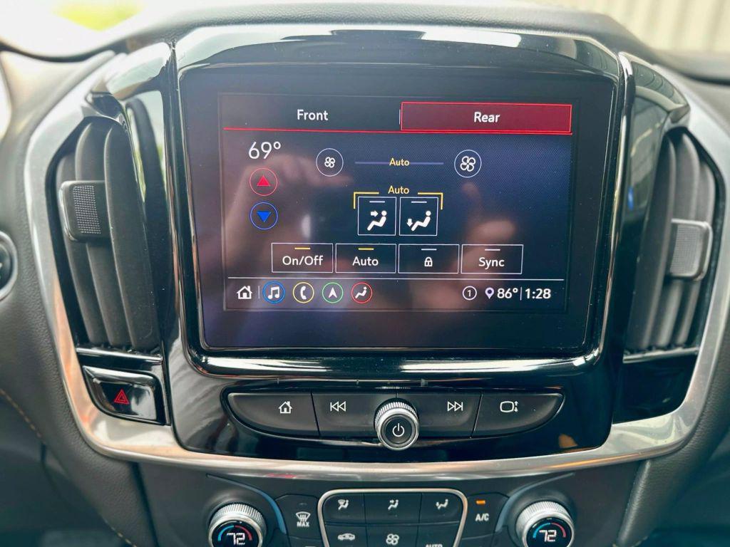 used 2020 Chevrolet Traverse car, priced at $19,999