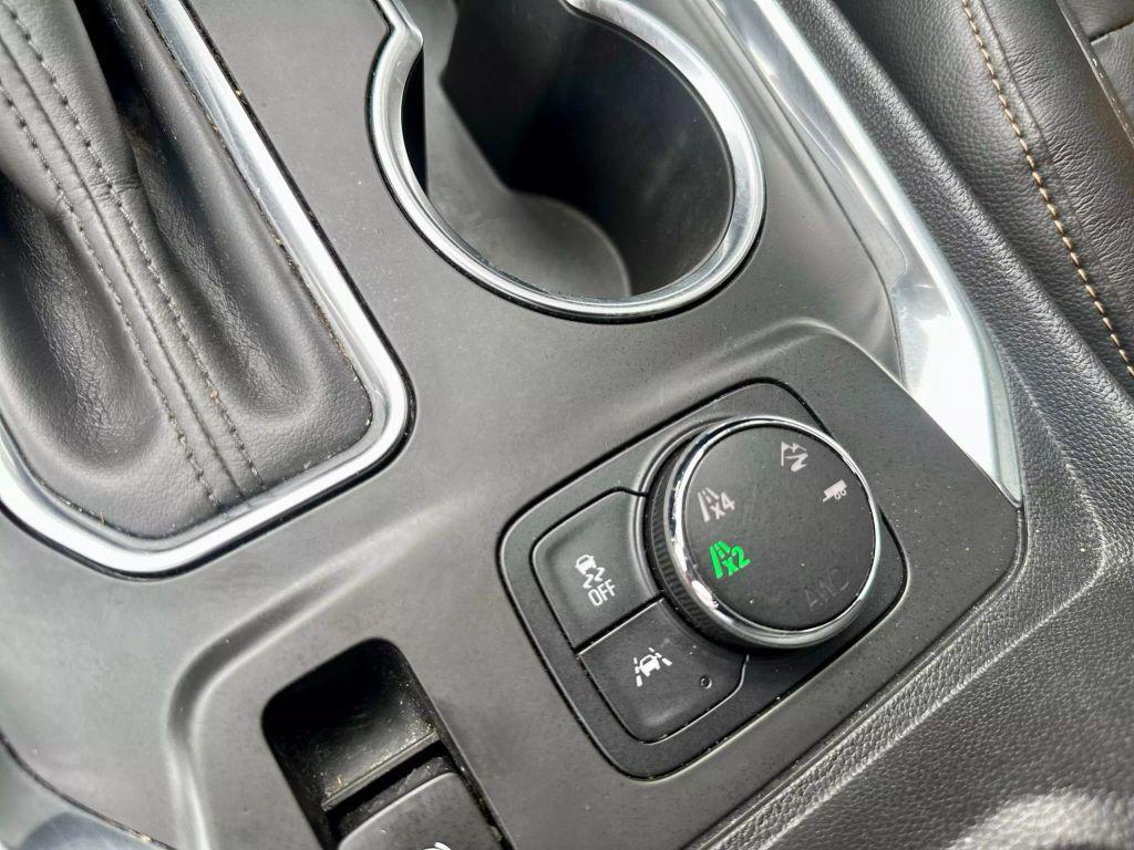 used 2020 Chevrolet Traverse car, priced at $19,999