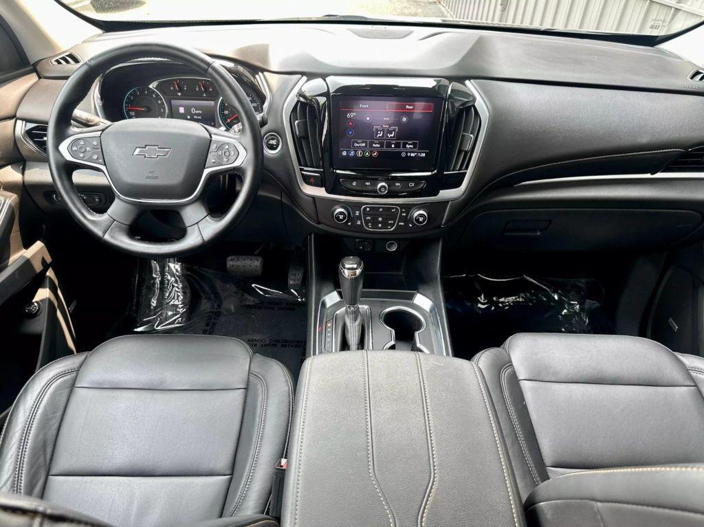used 2020 Chevrolet Traverse car, priced at $19,999