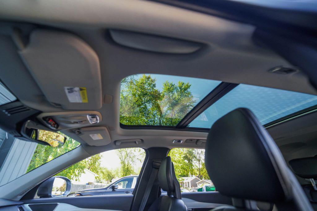 used 2018 Volvo XC90 car, priced at $22,999