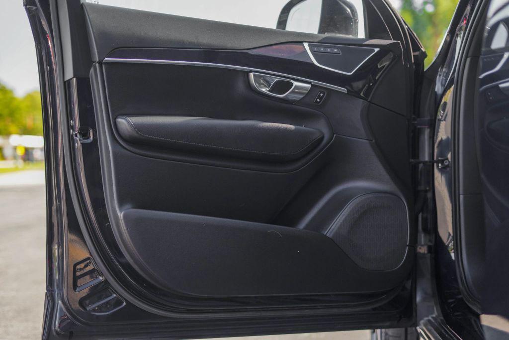 used 2019 Volvo XC90 car, priced at $23,999