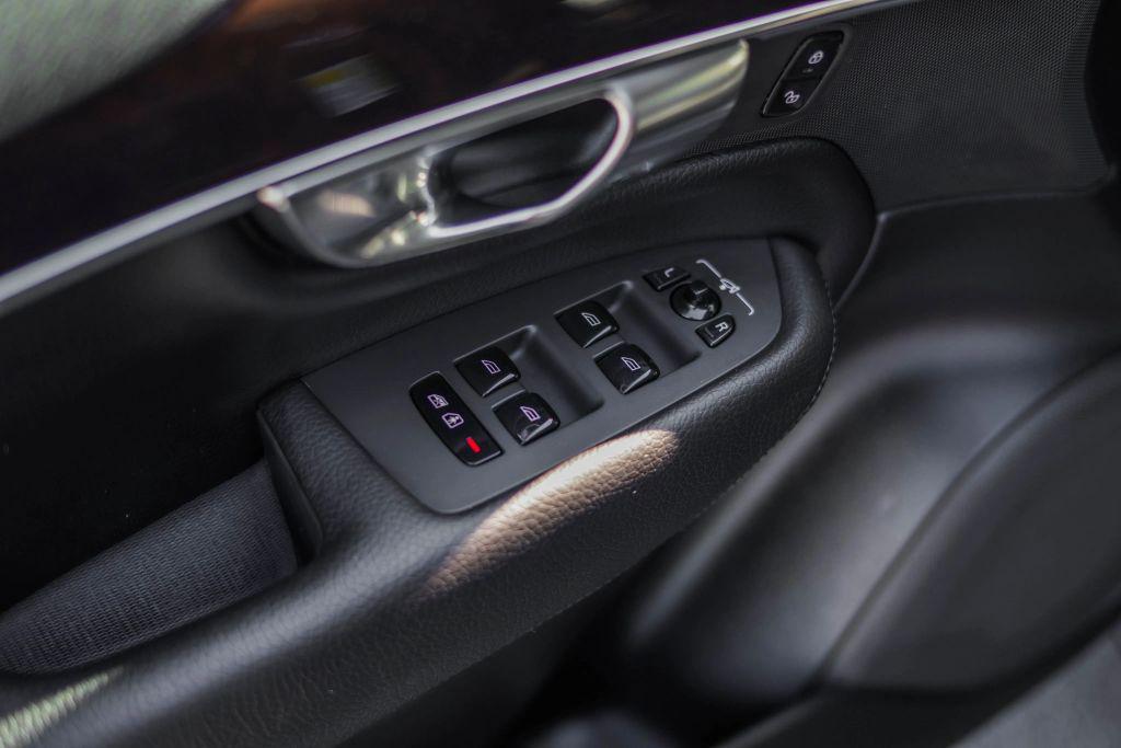 used 2019 Volvo XC90 car, priced at $23,999