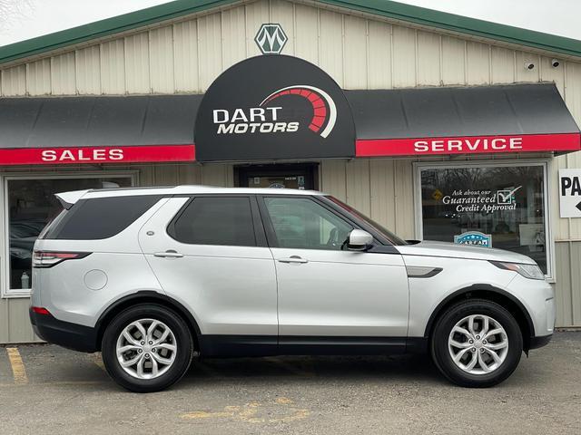 used 2017 Land Rover Discovery car, priced at $18,499