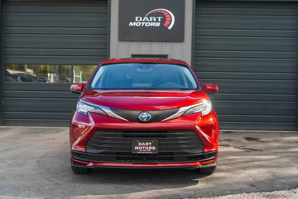 used 2022 Toyota Sienna car, priced at $26,999
