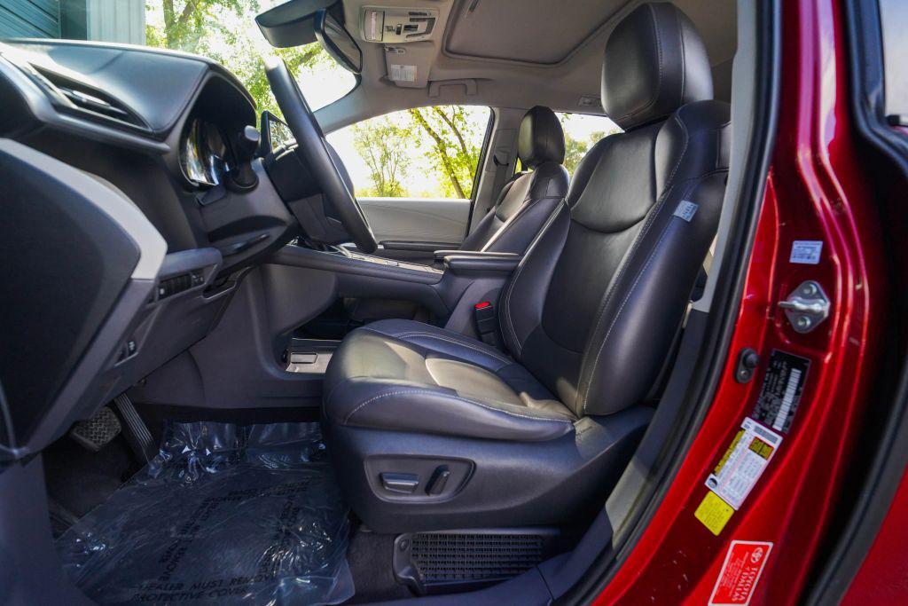 used 2022 Toyota Sienna car, priced at $26,999