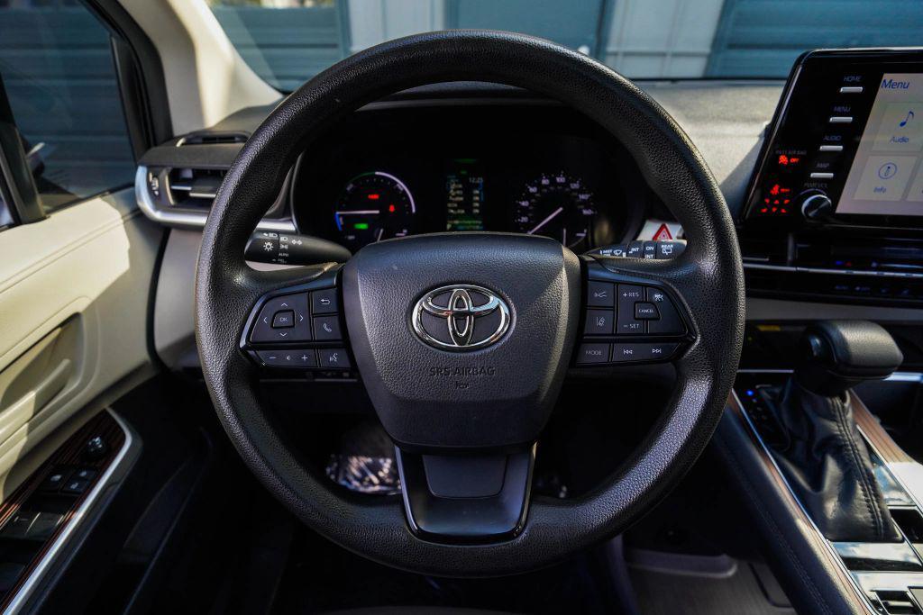 used 2022 Toyota Sienna car, priced at $26,999