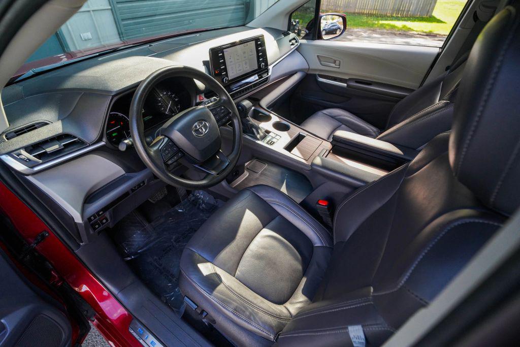 used 2022 Toyota Sienna car, priced at $26,999