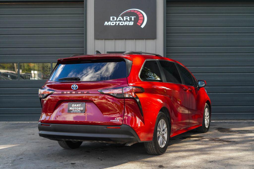 used 2022 Toyota Sienna car, priced at $26,999