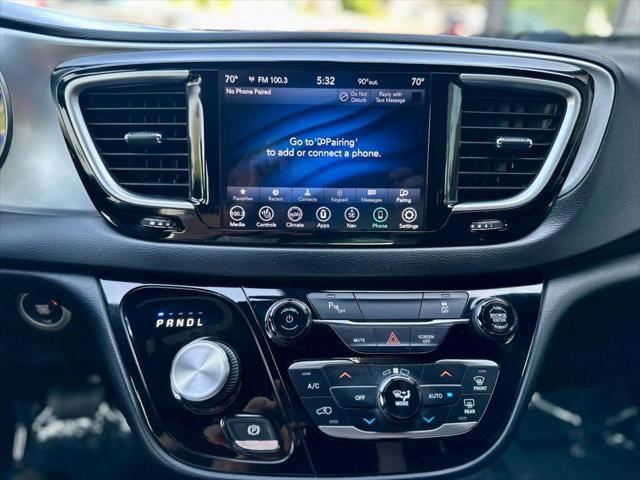 used 2019 Chrysler Pacifica Hybrid car, priced at $24,999