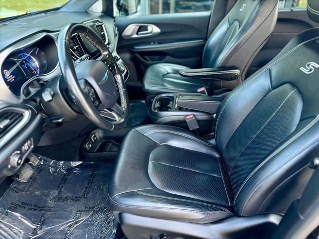 used 2019 Chrysler Pacifica Hybrid car, priced at $20,999