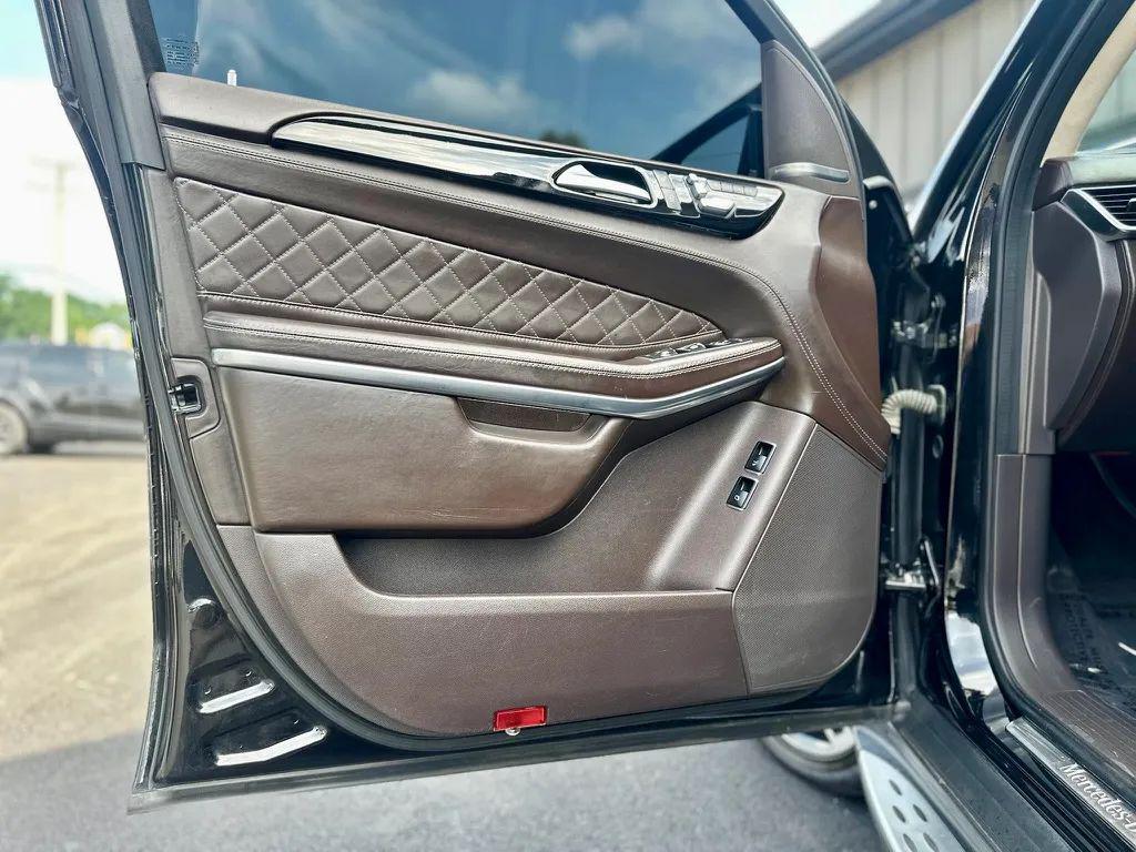 used 2017 Mercedes-Benz GLS 550 car, priced at $21,999