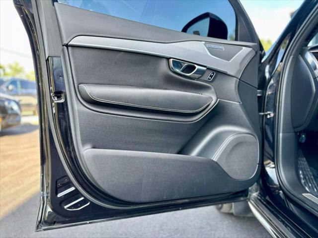used 2020 Volvo XC90 car, priced at $25,999
