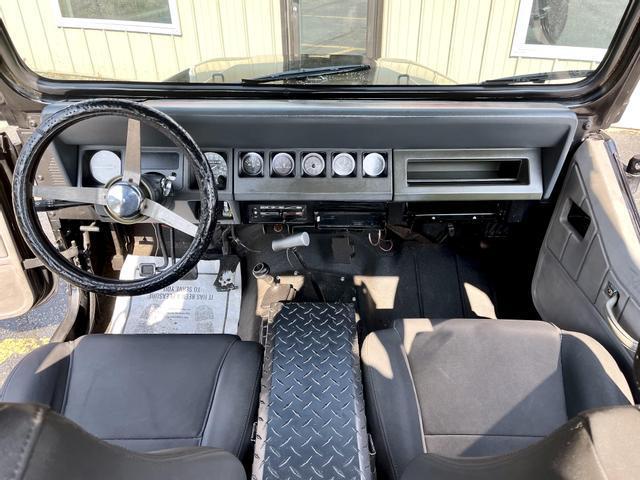 used 1990 Jeep Wrangler car, priced at $5,999