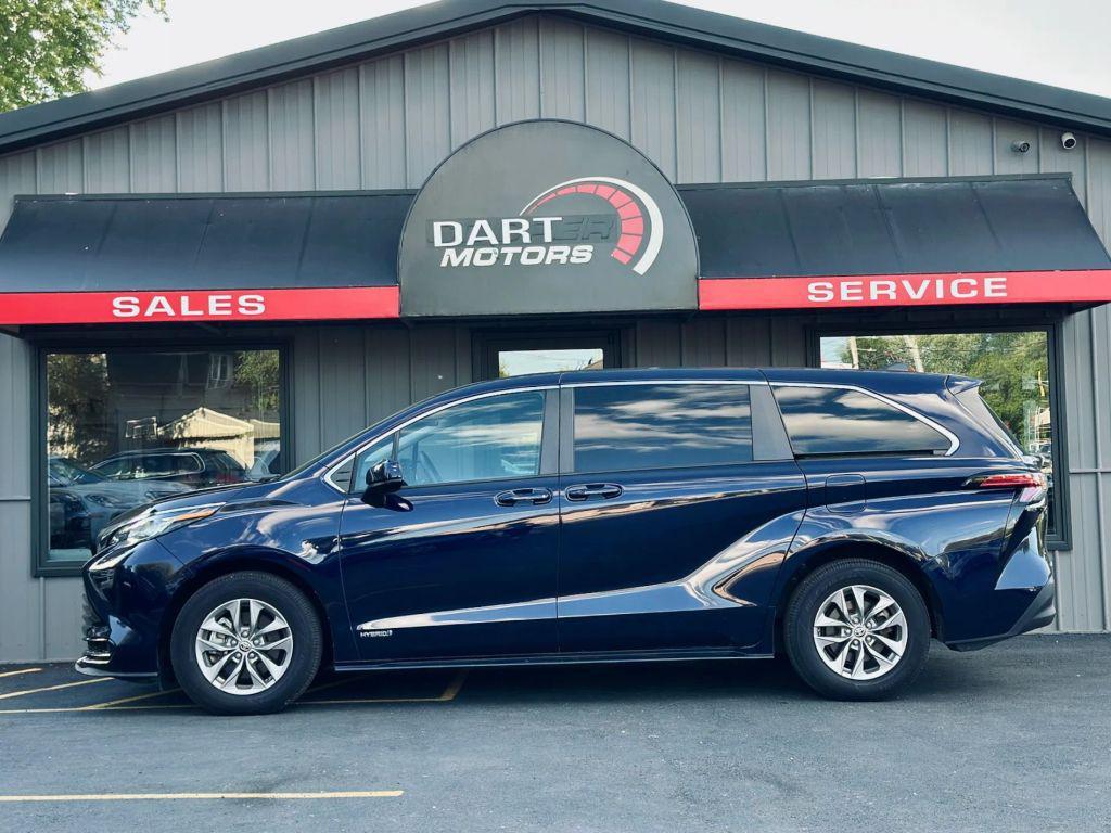 used 2021 Toyota Sienna car, priced at $28,999
