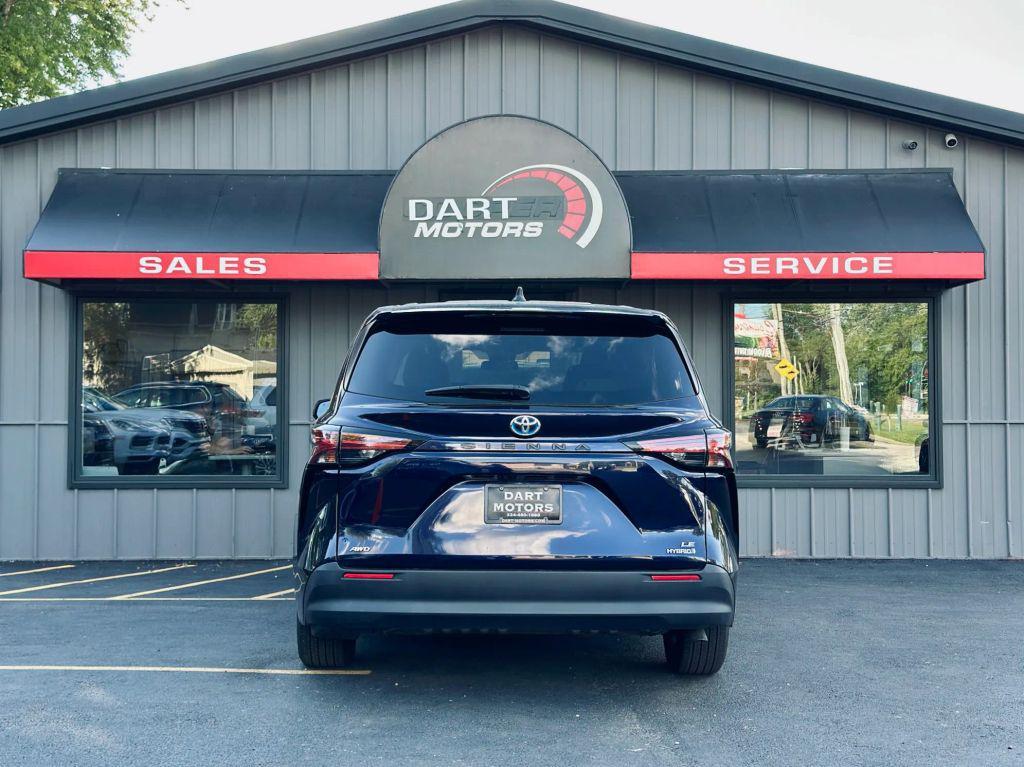 used 2021 Toyota Sienna car, priced at $28,999