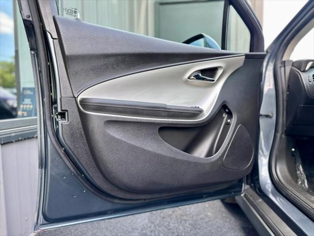 used 2013 Chevrolet Volt car, priced at $5,995