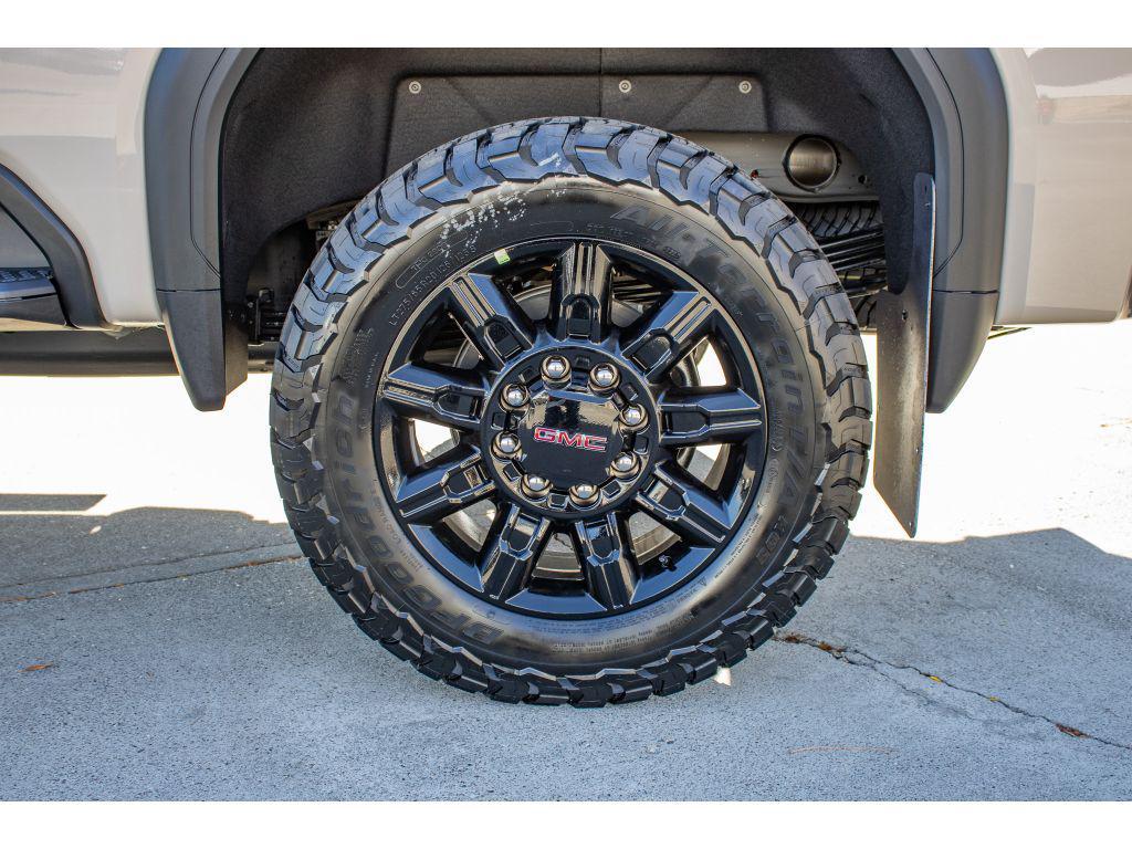 new 2026 GMC Sierra 2500 car, priced at $84,500