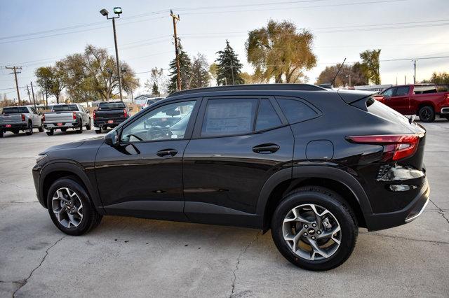 new 2025 Chevrolet Trax car, priced at $25,260