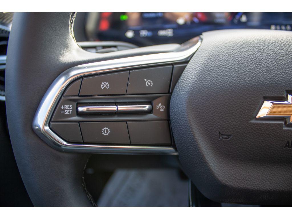 new 2026 Chevrolet Equinox car, priced at $33,500