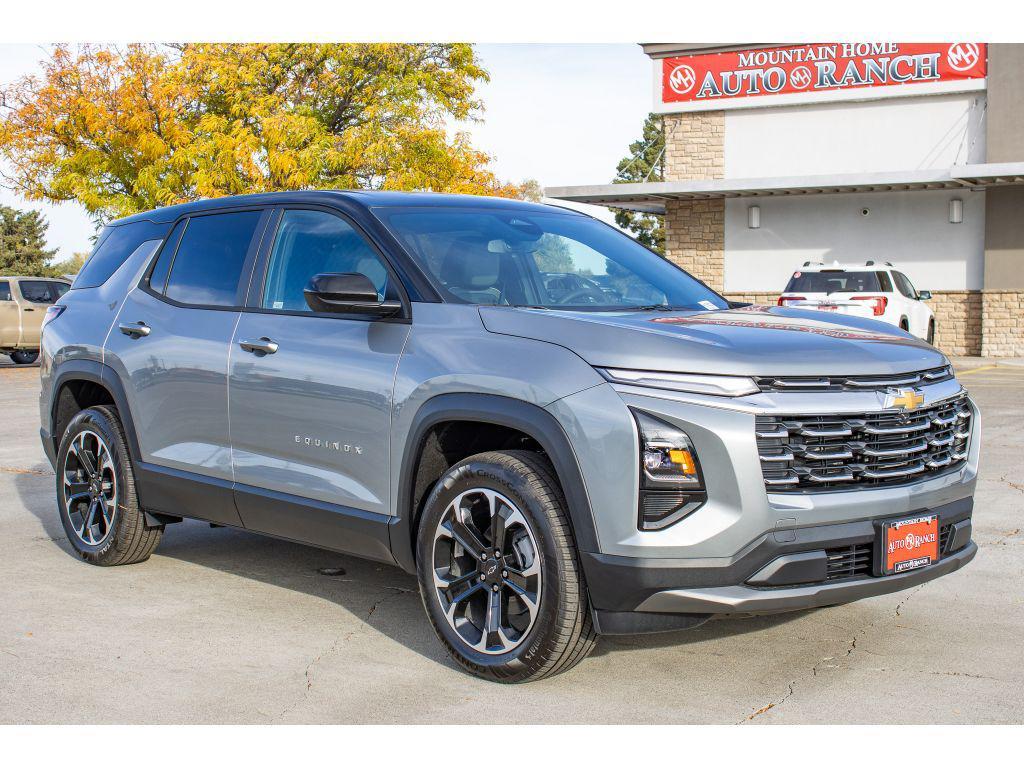 new 2026 Chevrolet Equinox car, priced at $33,500