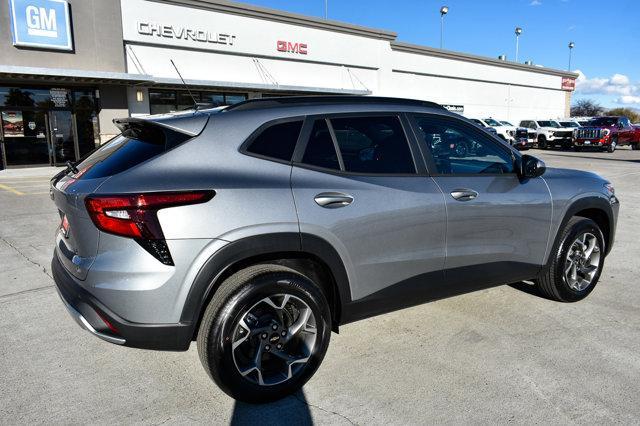 new 2025 Chevrolet Trax car, priced at $24,985