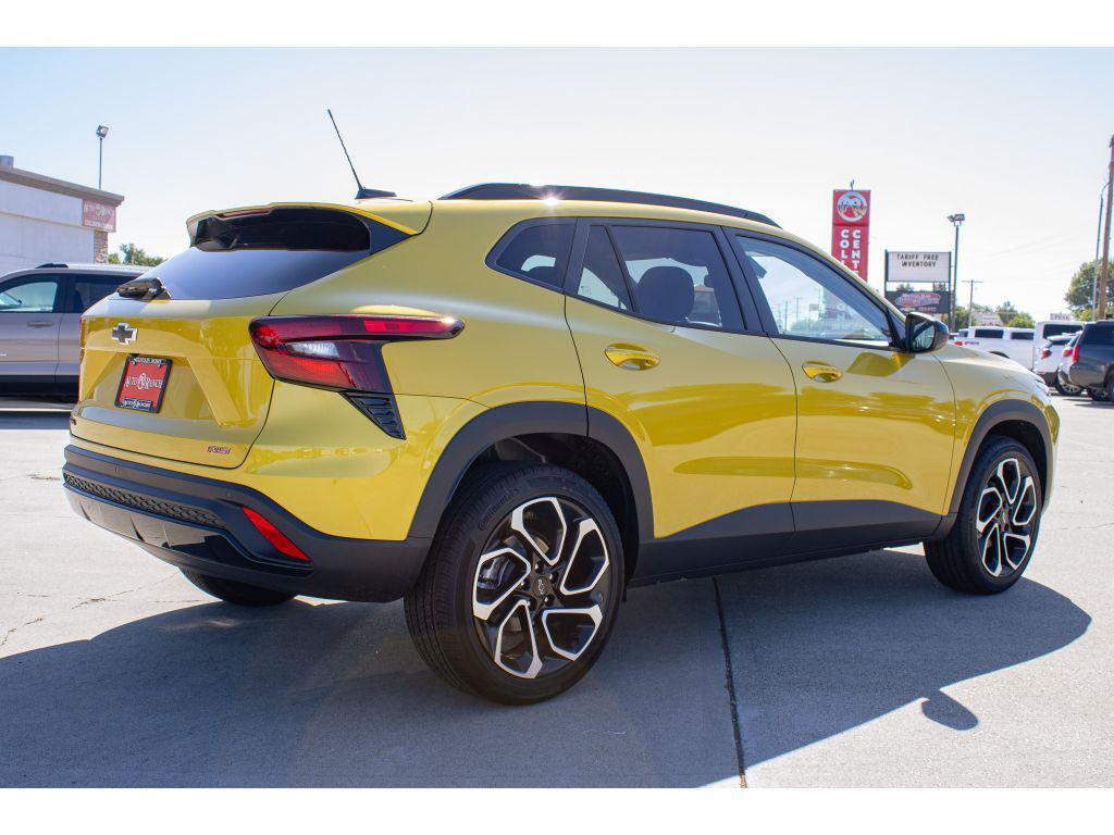 new 2025 Chevrolet Trax car, priced at $25,500