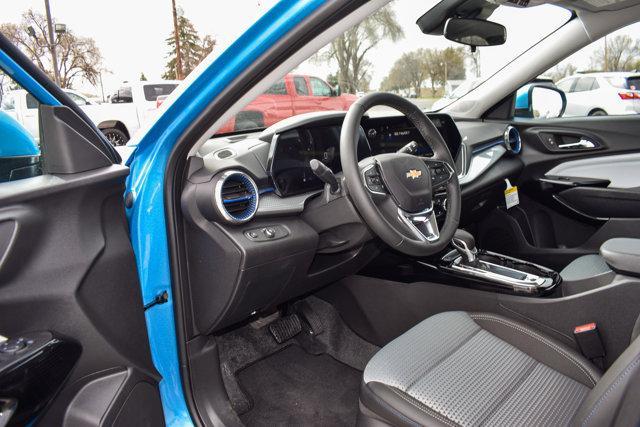 new 2025 Chevrolet Trax car, priced at $25,880