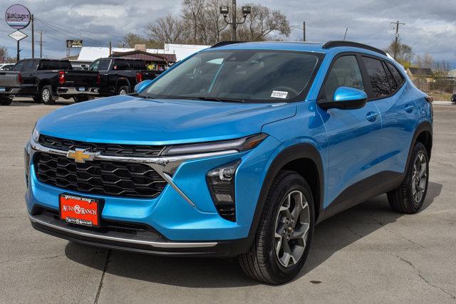 new 2025 Chevrolet Trax car, priced at $25,880