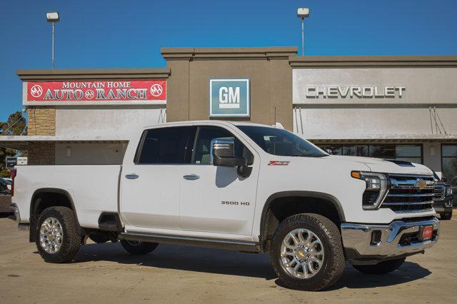 new 2025 Chevrolet Silverado 3500 car, priced at $86,290