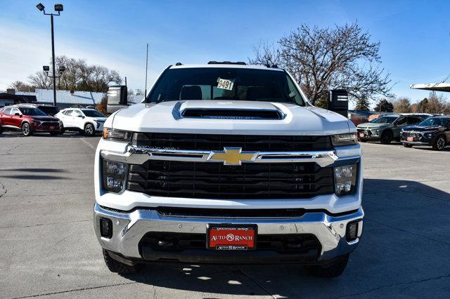 new 2025 Chevrolet Silverado 3500 car