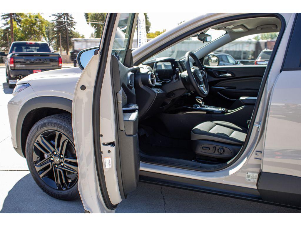 new 2026 Chevrolet Trax car, priced at $25,950