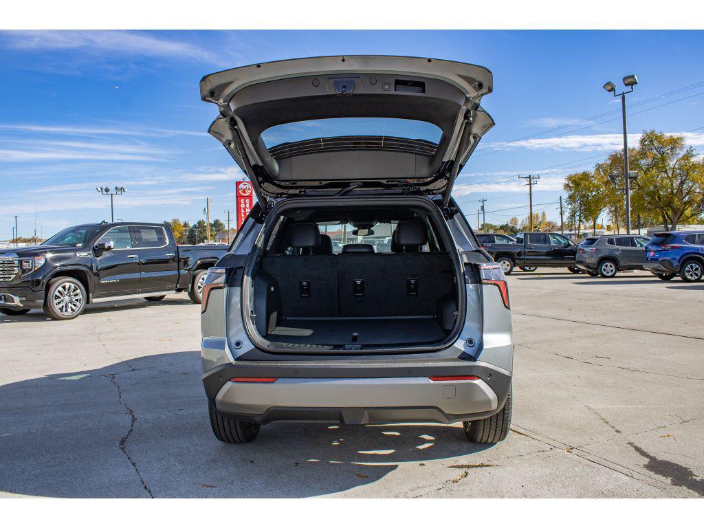 new 2026 Chevrolet Equinox car, priced at $34,000