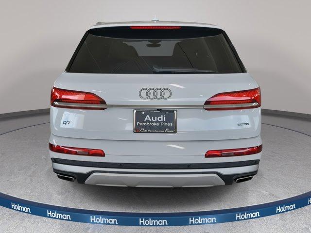 new 2026 Audi Q7 car, priced at $76,445