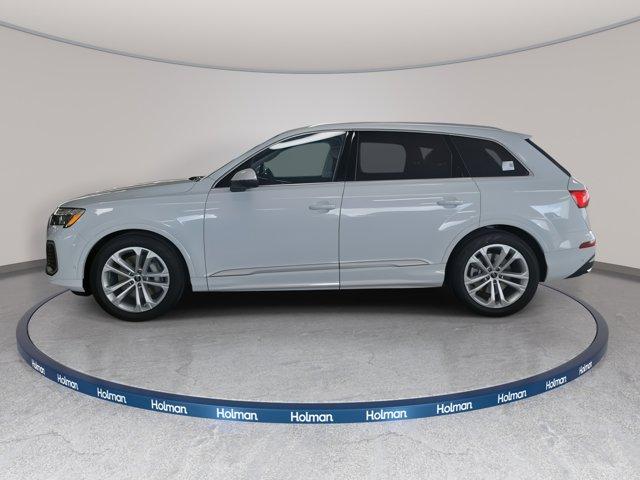 new 2026 Audi Q7 car, priced at $76,445