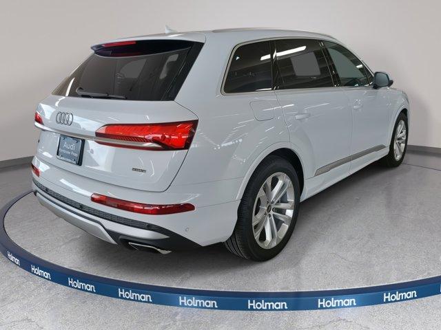 new 2026 Audi Q7 car, priced at $76,445
