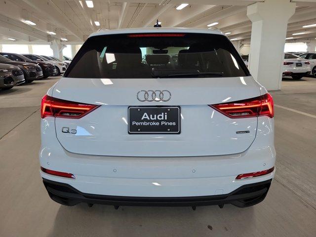 new 2024 Audi Q3 car