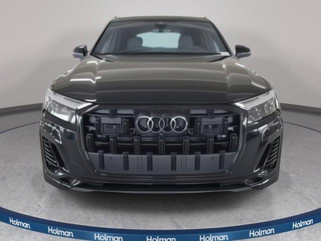 new 2025 Audi Q7 car, priced at $71,450
