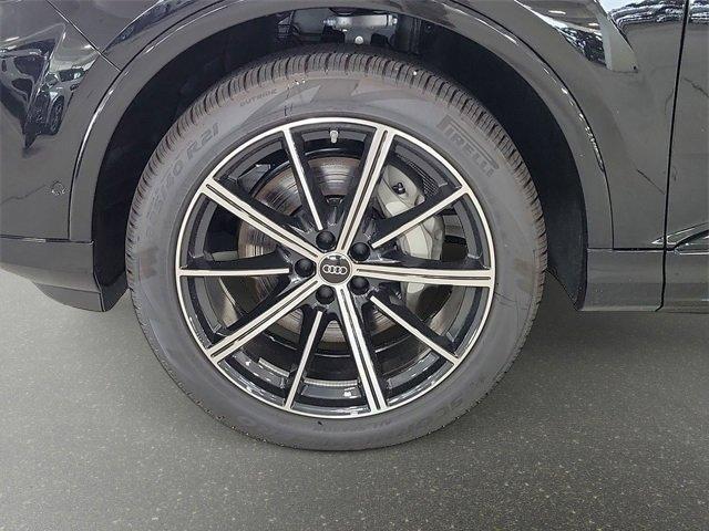 new 2025 Audi Q7 car, priced at $71,450