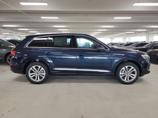 new 2025 Audi Q7 car, priced at $65,600