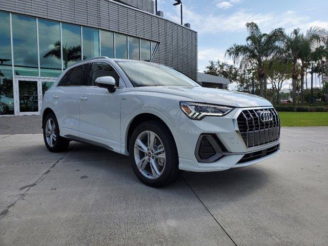 new 2022 Audi Q3 car