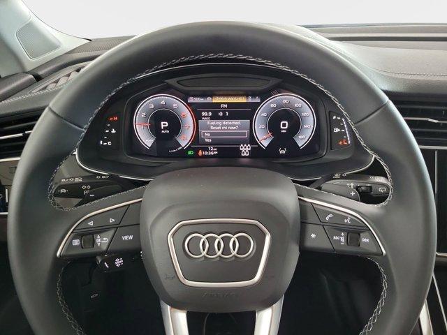 new 2025 Audi Q7 car, priced at $77,450