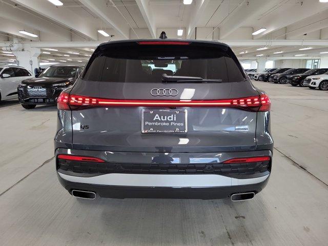 new 2025 Audi Q5 car, priced at $60,975